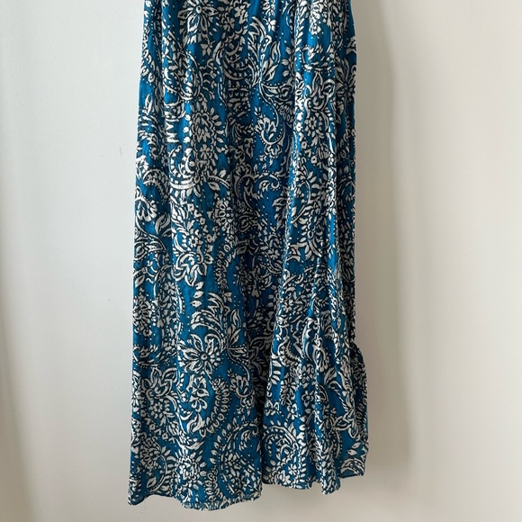 Dress - Picture 6 of 8